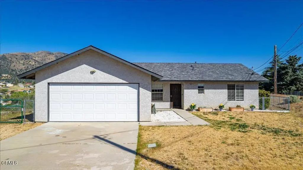 20601 Ridgecrest Drive, Tehachapi
