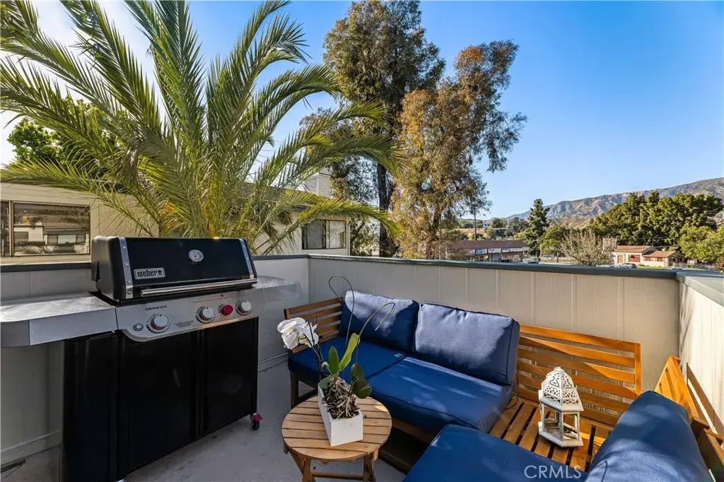 10550 Sunland 7, Sunland