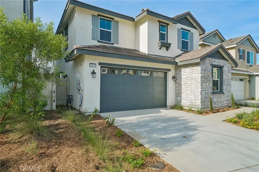 29257 Crescent Way, Highland