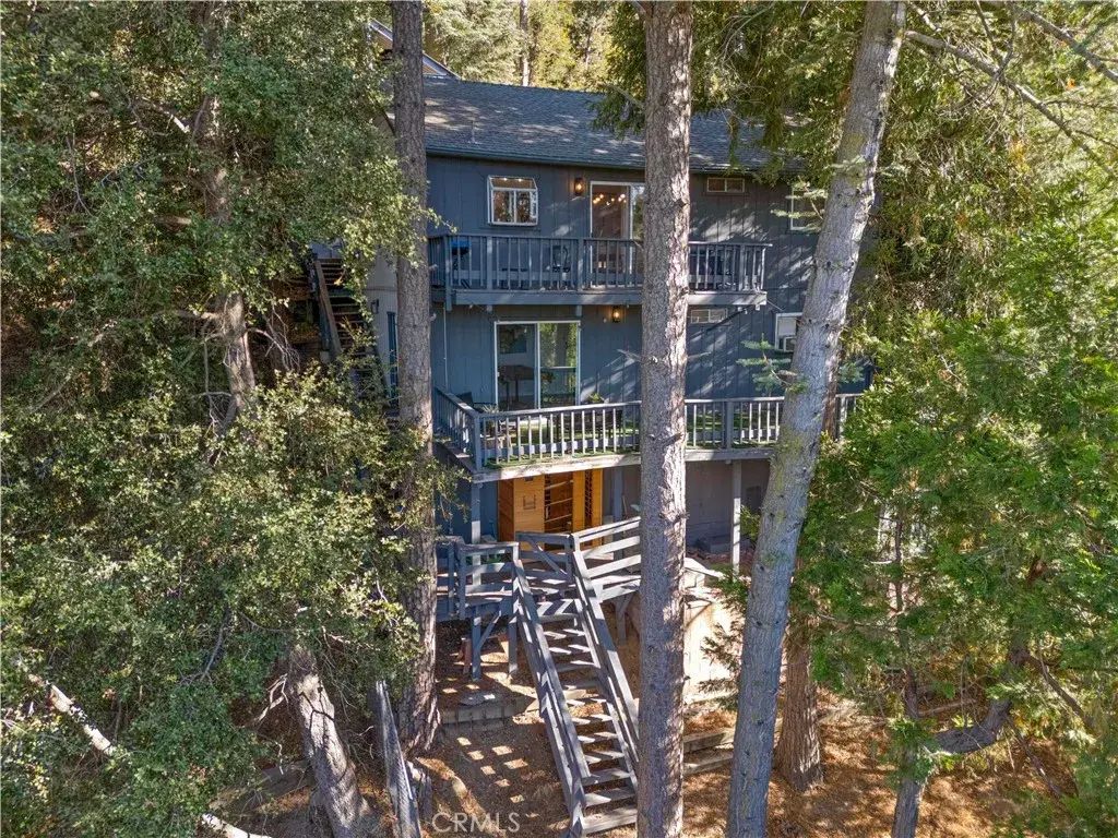 24556 Geneva Drive, Crestline