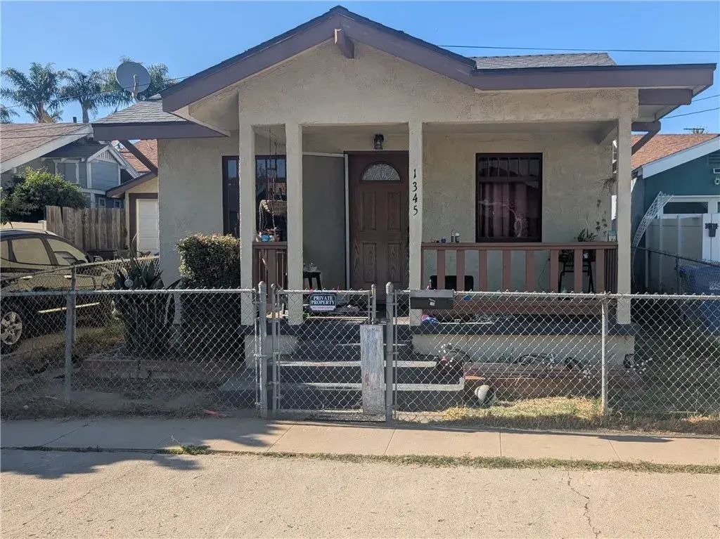 1345 Termino, Long Beach