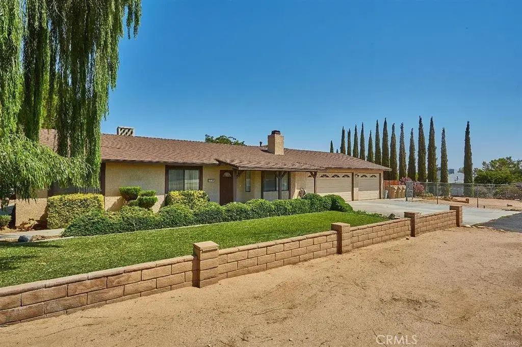 18126 Fairburn, Hesperia