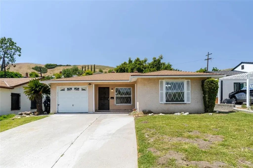 2477 Richelieu Avenue, Los Angeles