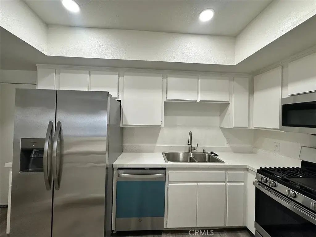 4940 Lewis Road 1, Agoura Hills