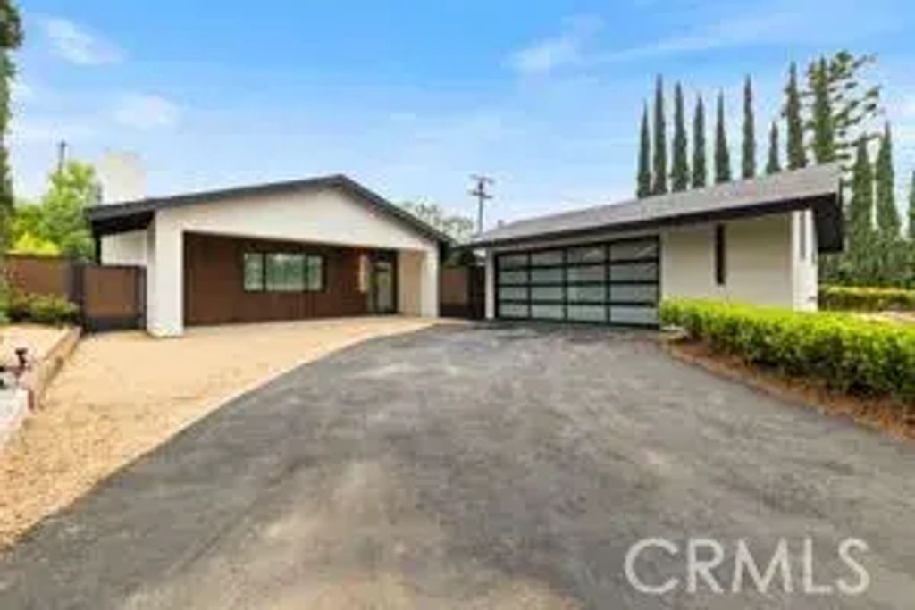 211 Deborah Court, Upland