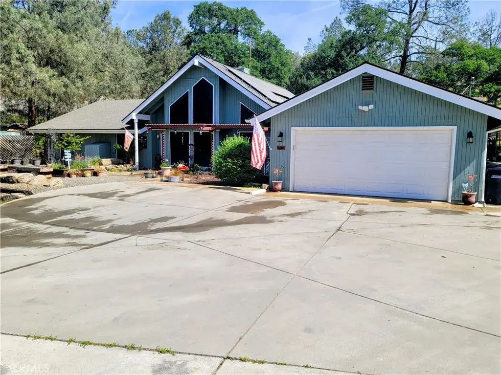 42011 Long Hollow, Coarsegold