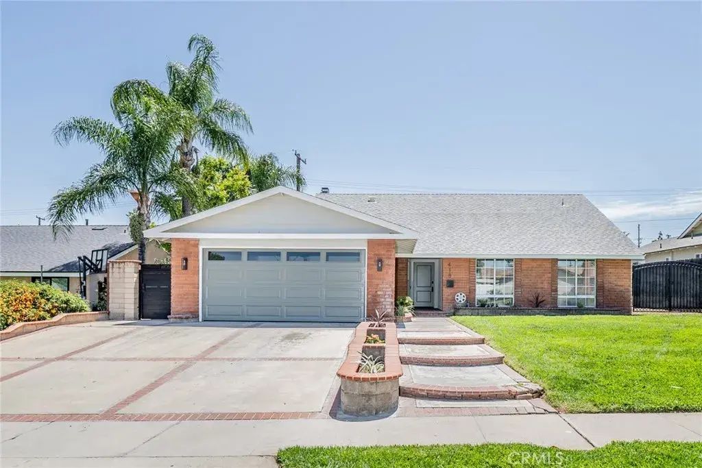418 Raymor Avenue, Corona