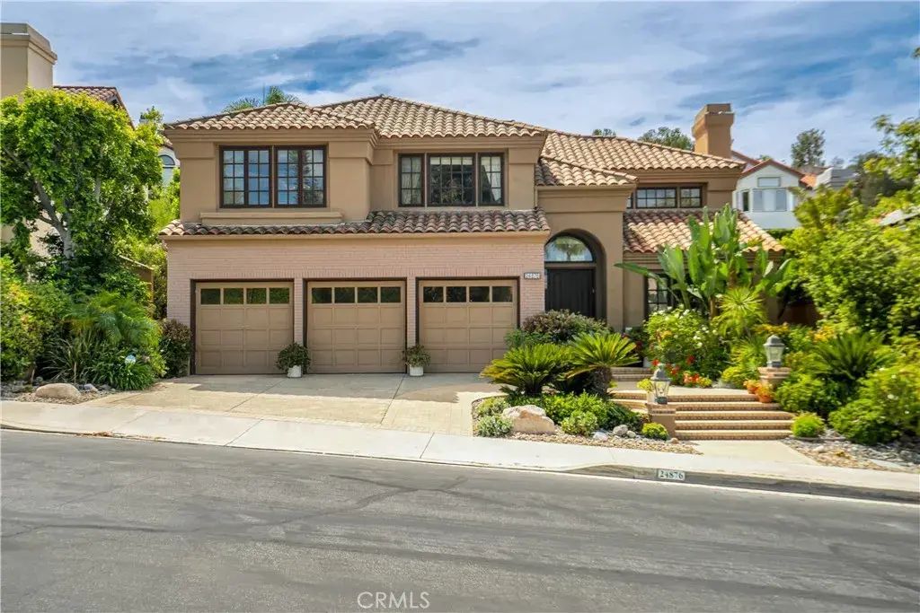 24876 Paseo Primario, Calabasas