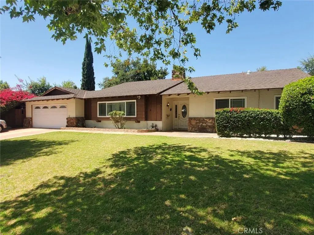 2285 N Indian Hill, Claremont
