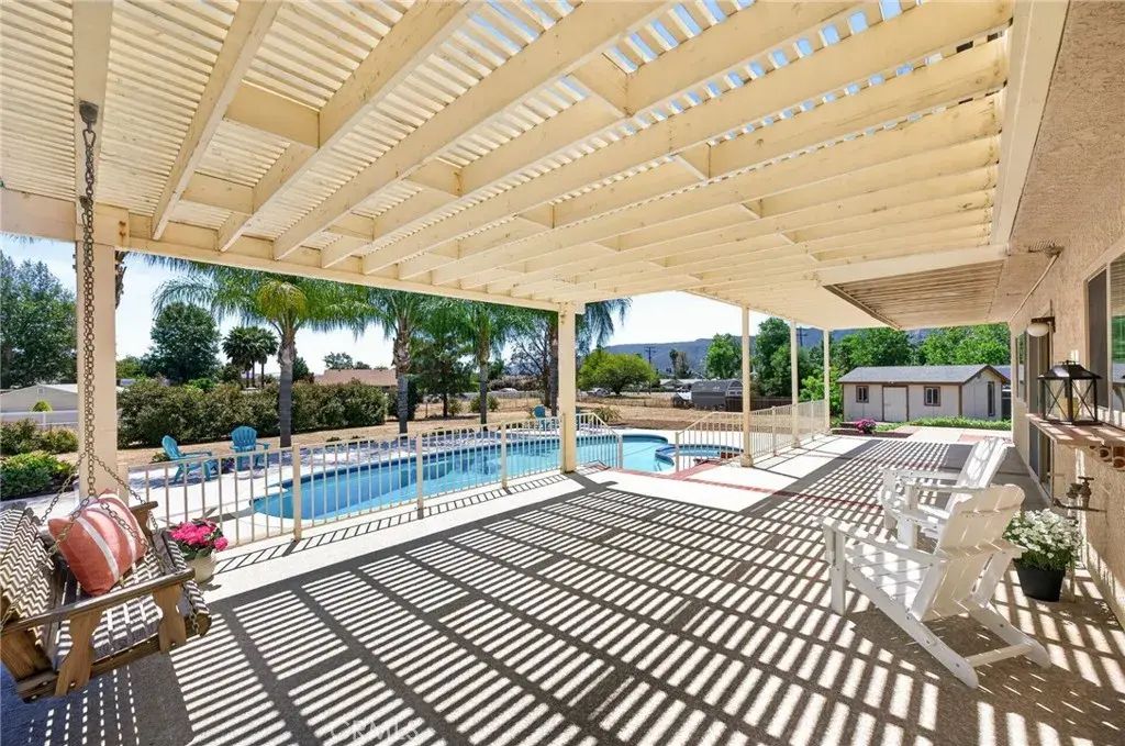 31970 Saint Pierre, Lake Elsinore