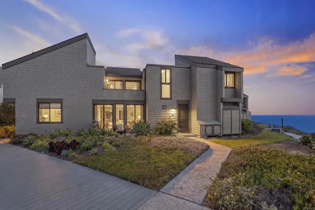 675 S Sierra 7, Solana Beach