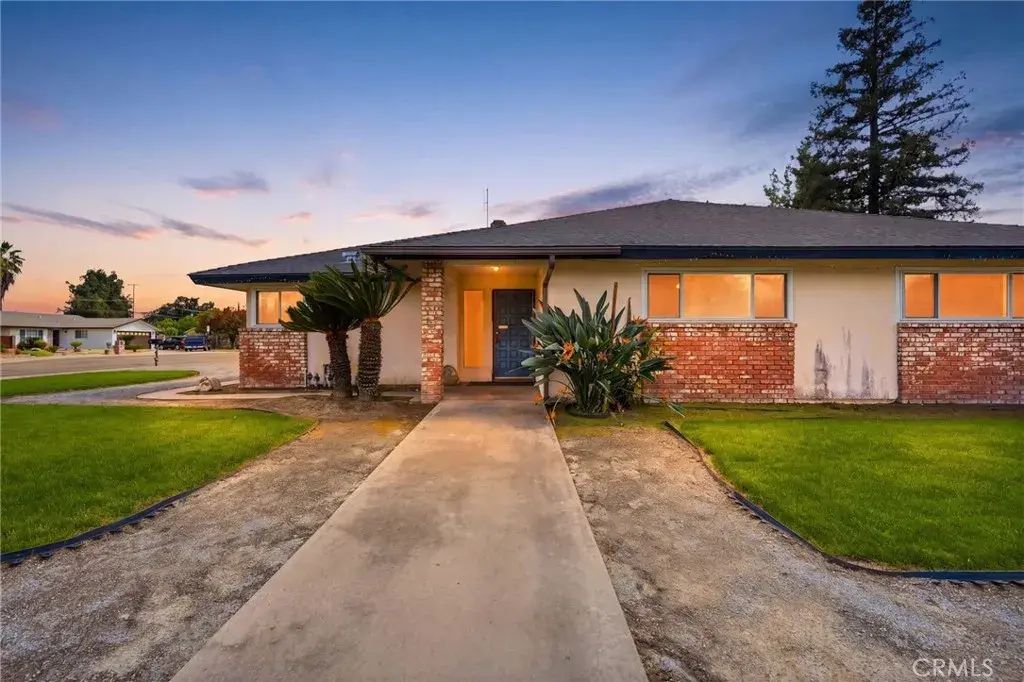 153 Bonita Ave, Fowler