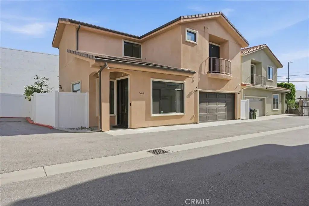 7608 Ani Way, North Hollywood