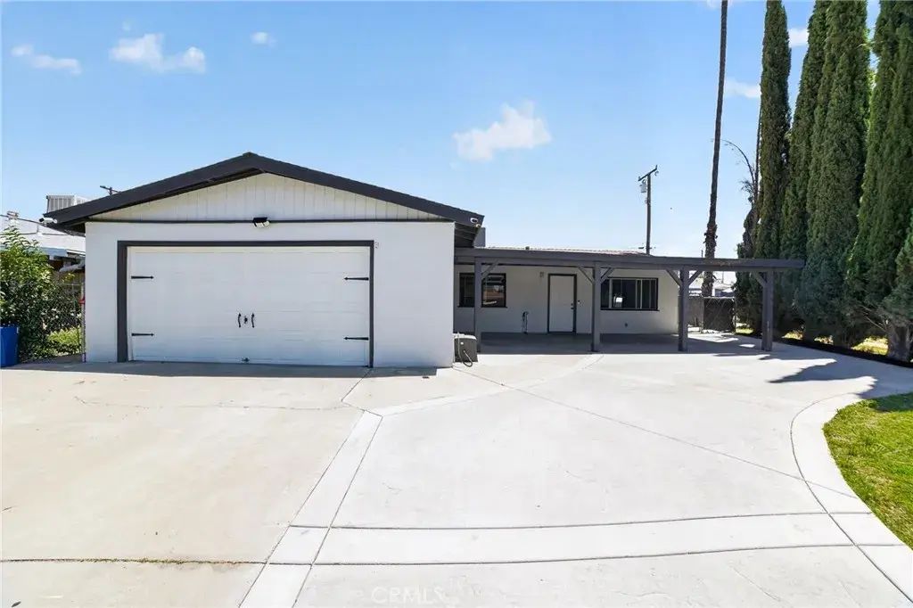 116 Doyle, Redlands