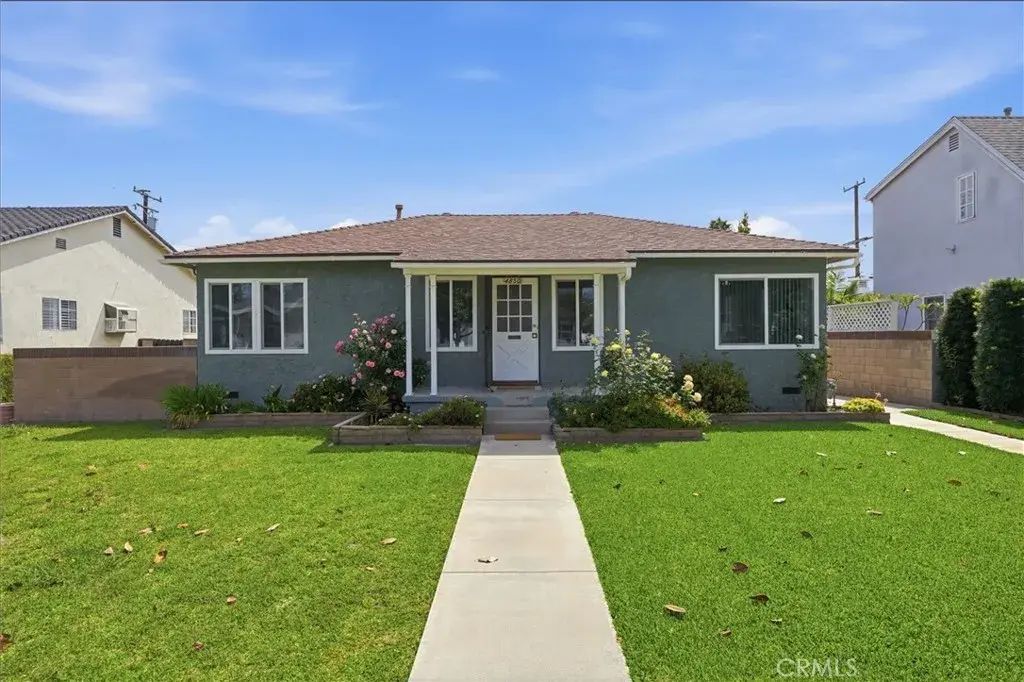 4850 Sunfield Avenue, Long Beach