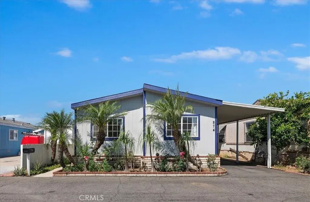 8681 Katella 874, Stanton