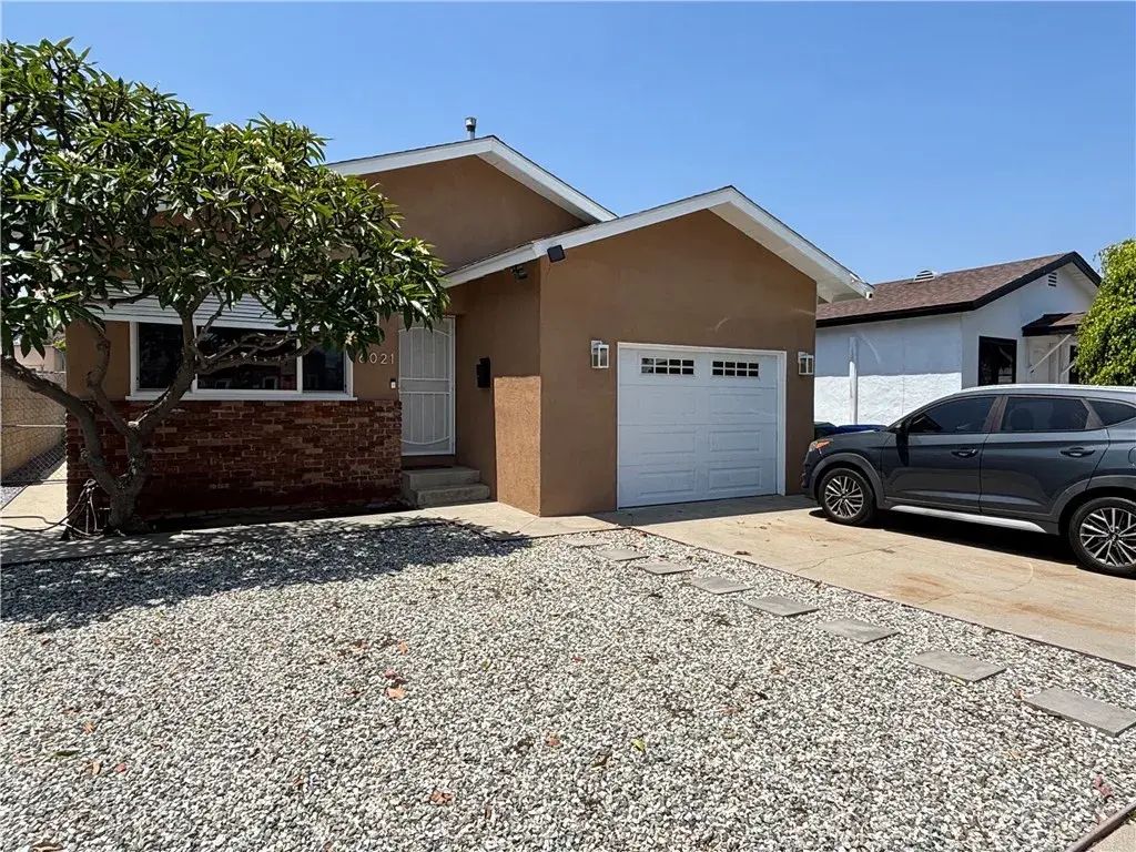 6021 Olive Avenue, Long Beach