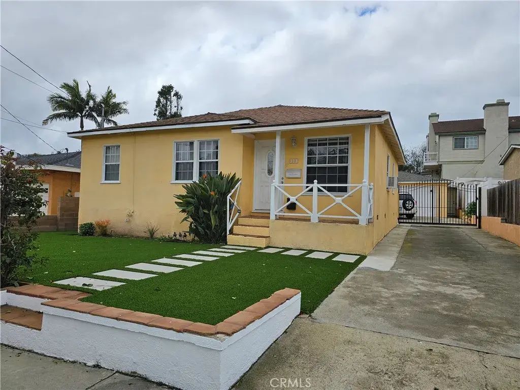 313 S Aviation Boulevard, Manhattan Beach