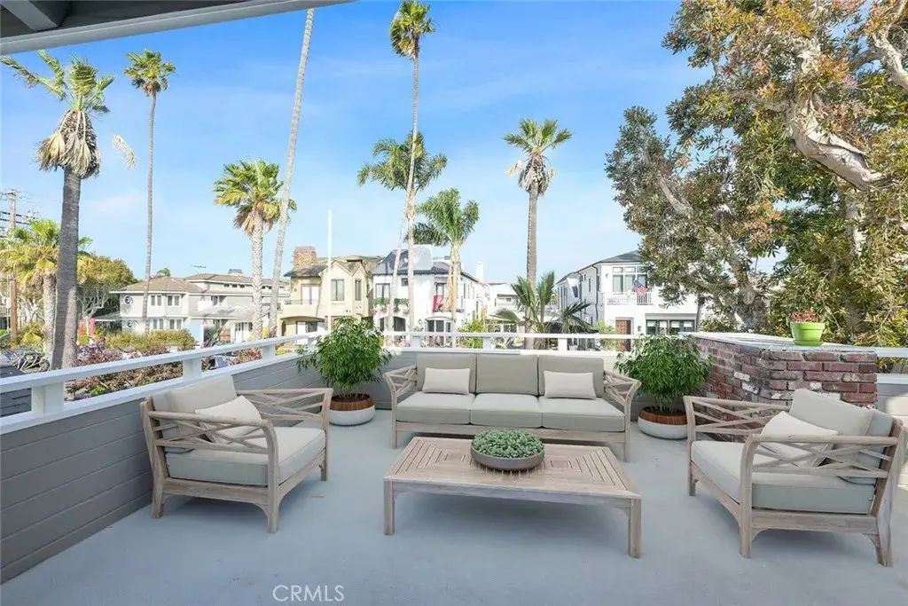 411 Goldenrod B, Corona Del Mar