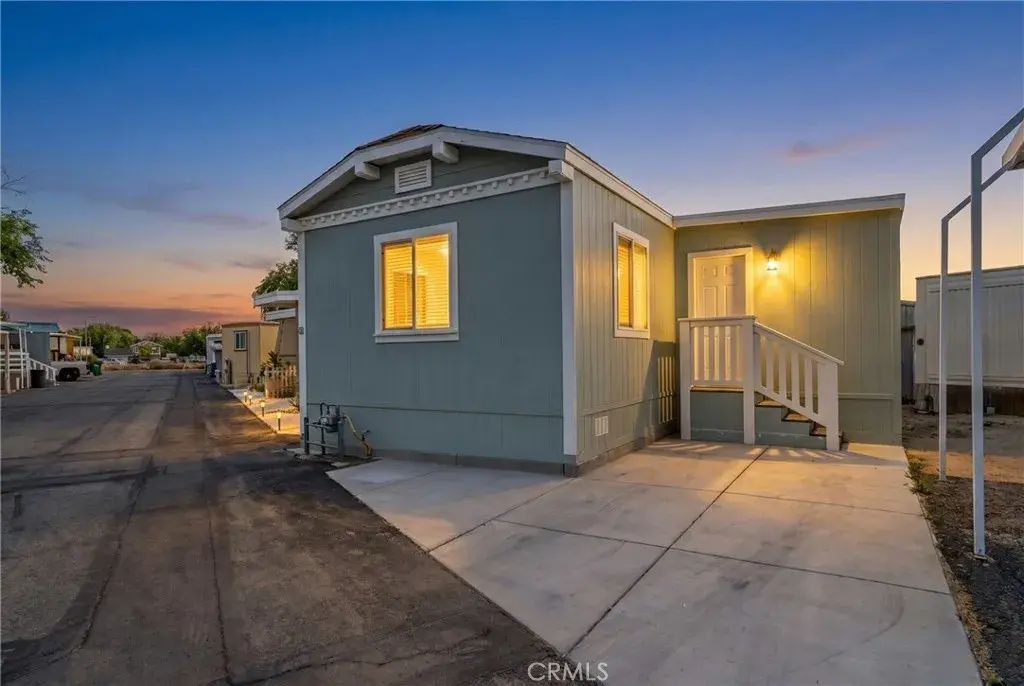 45131 28th Street East Spc 11, Lancaster