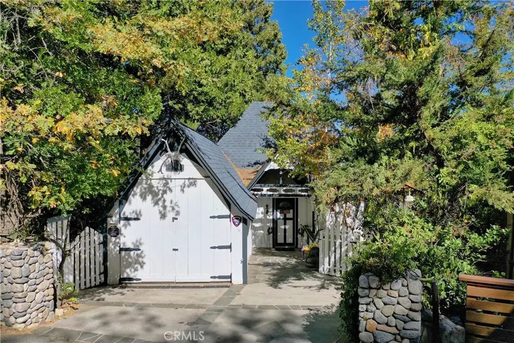 197 Rocky Point Road, Lake Arrowhead