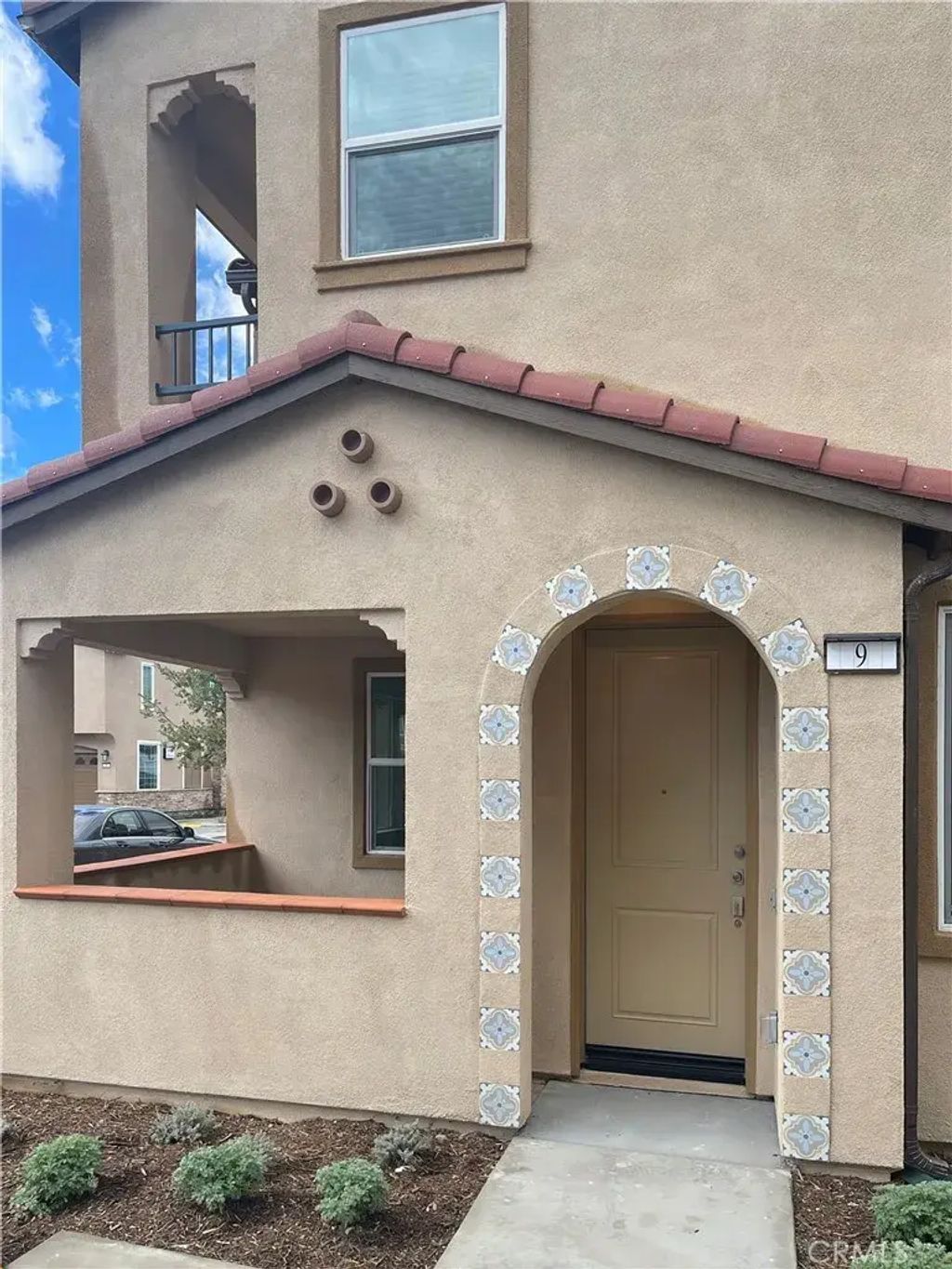 15188 Horizon, Fontana
