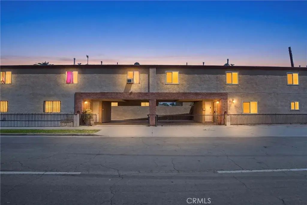 322 W 105th, Los Angeles