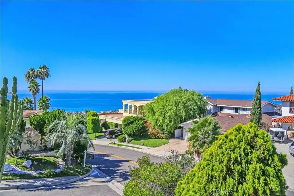308 E Avenida Cordoba, San Clemente