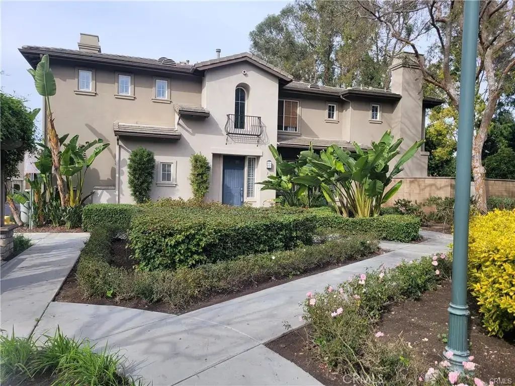3 Salton, Irvine