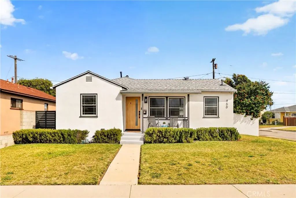 950 Belson, Torrance