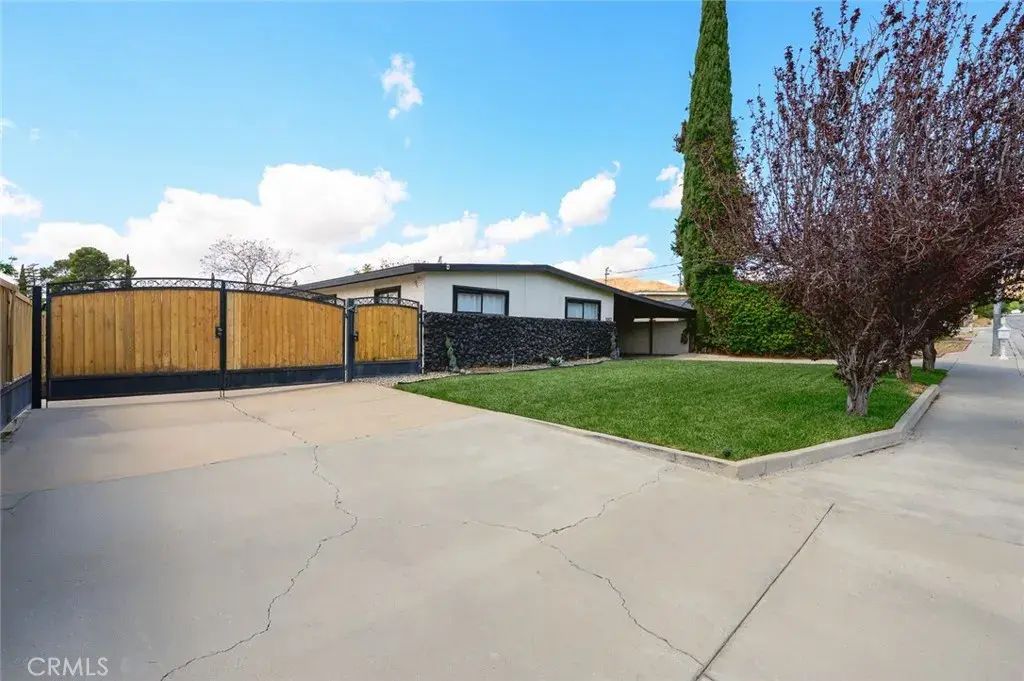 1057 N Alessandro, Banning