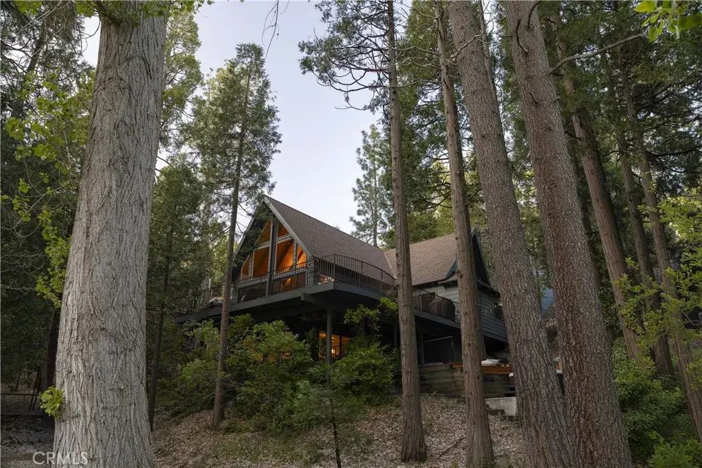 27643 West Shore Road 2, Lake Arrowhead
