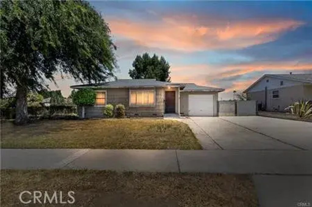 823 Filbert, Corona