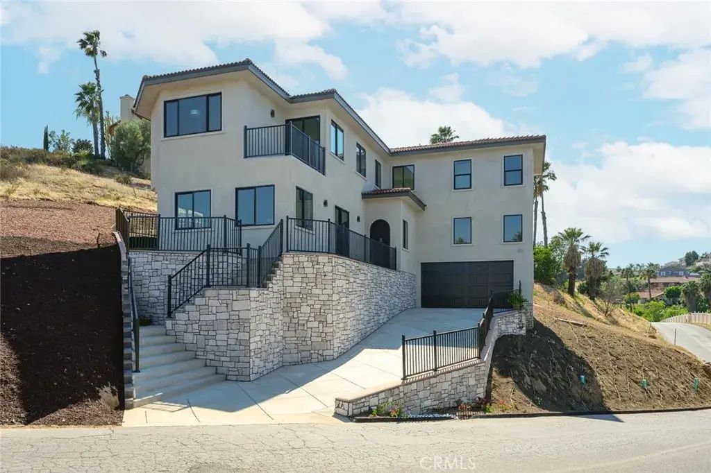16515 Canyon Ridge, Riverside