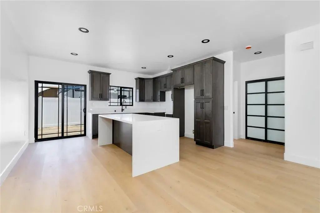 25996 Juanita, Loma Linda