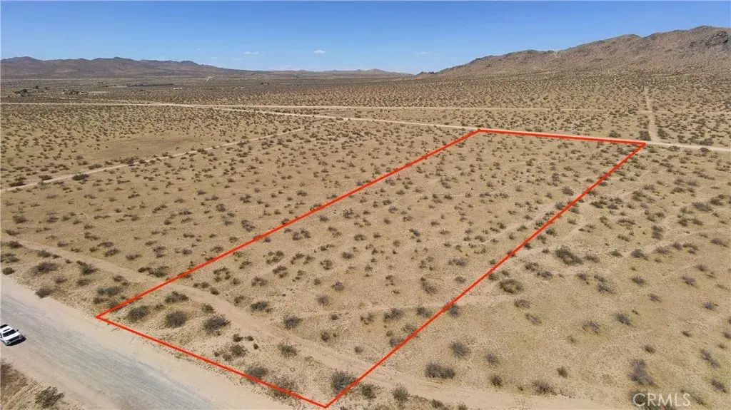 Stoddard Wells, Apple Valley