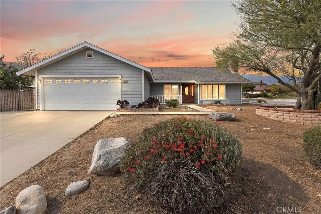 1205 Armando, Upland
