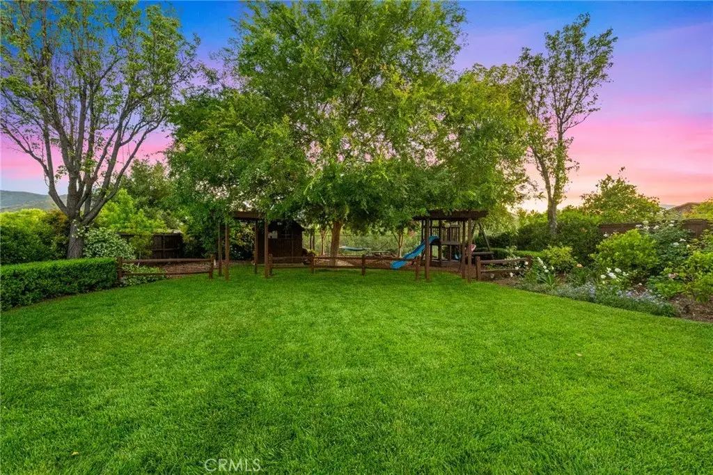 38065 Murrieta Creek, Murrieta