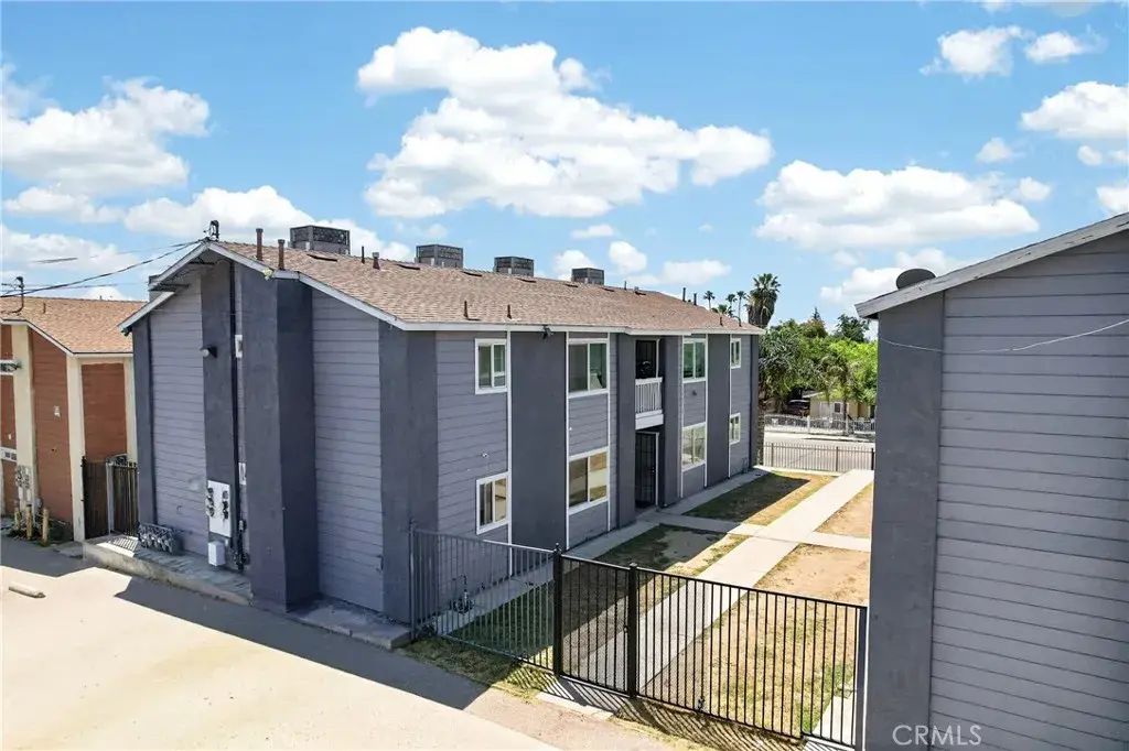 1304 Flower, Bakersfield