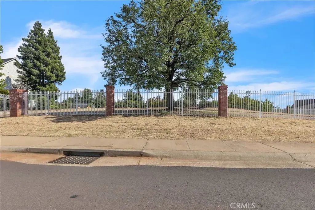 164 Valley Ridge, Paradise