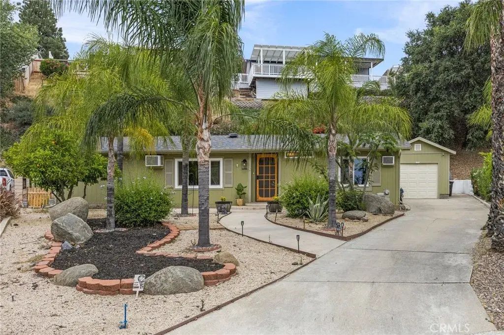29928 Chip, Canyon Lake