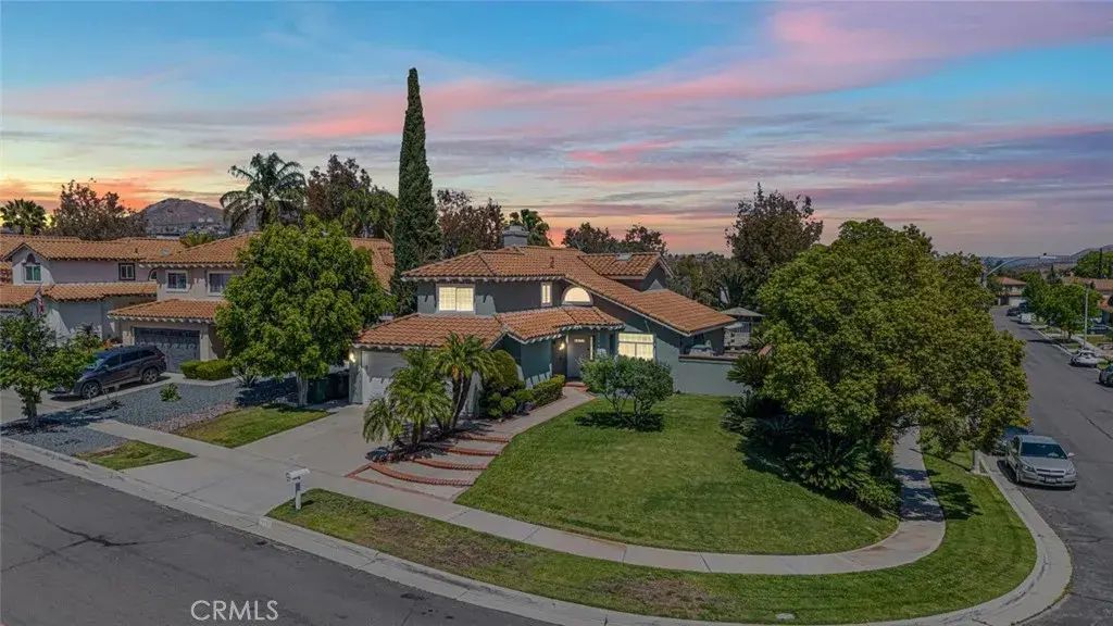 711 Lassen Drive, Corona