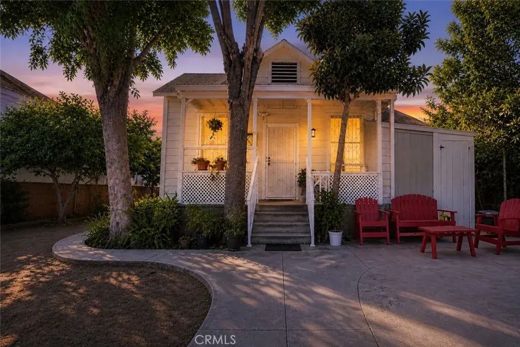 129 N Hagar, San Fernando