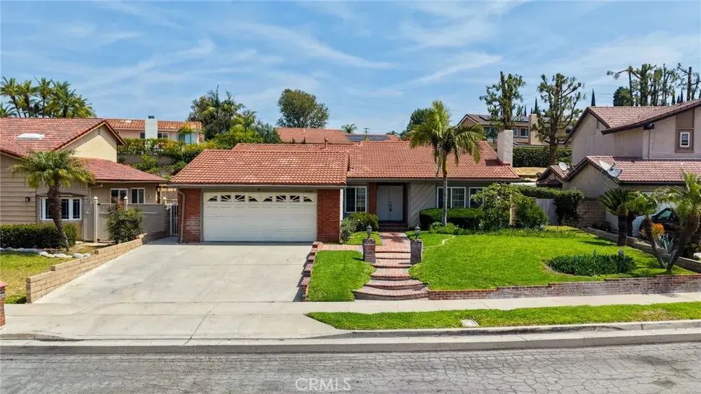 1736 Kingham, Fullerton