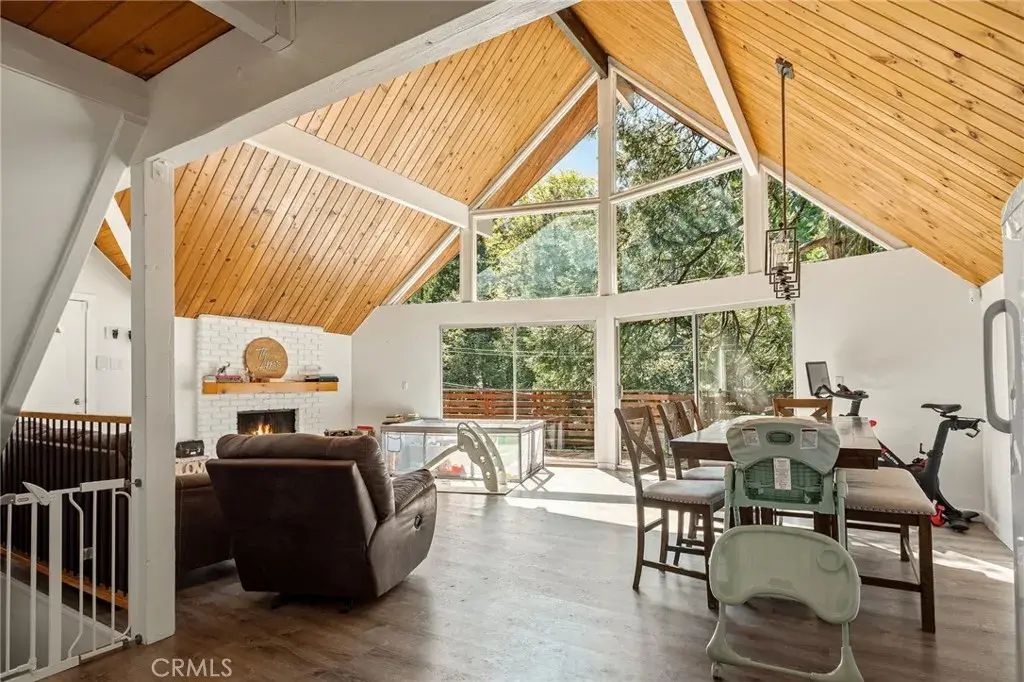 316 Pioneer Road, Lake Arrowhead