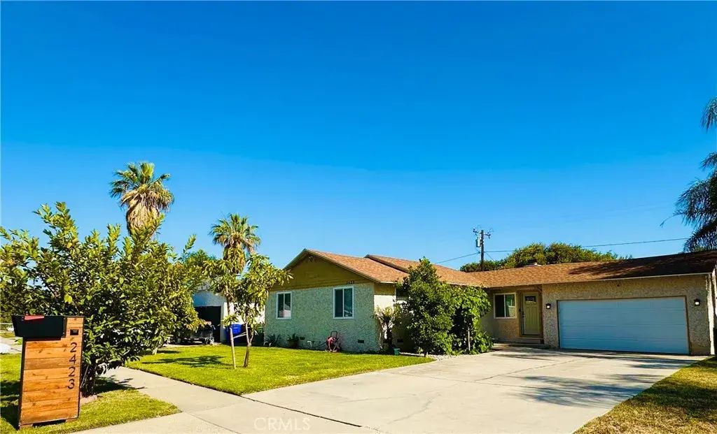 2423 W 7th, San Bernardino