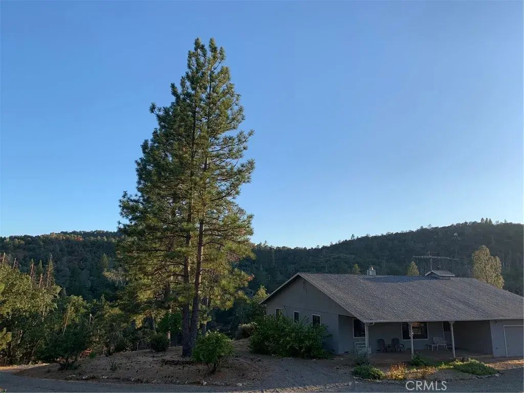 5636 E Whitlock, Mariposa
