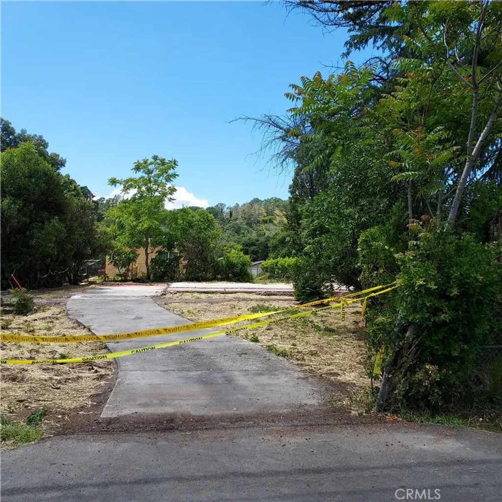 3385 12th, Clearlake