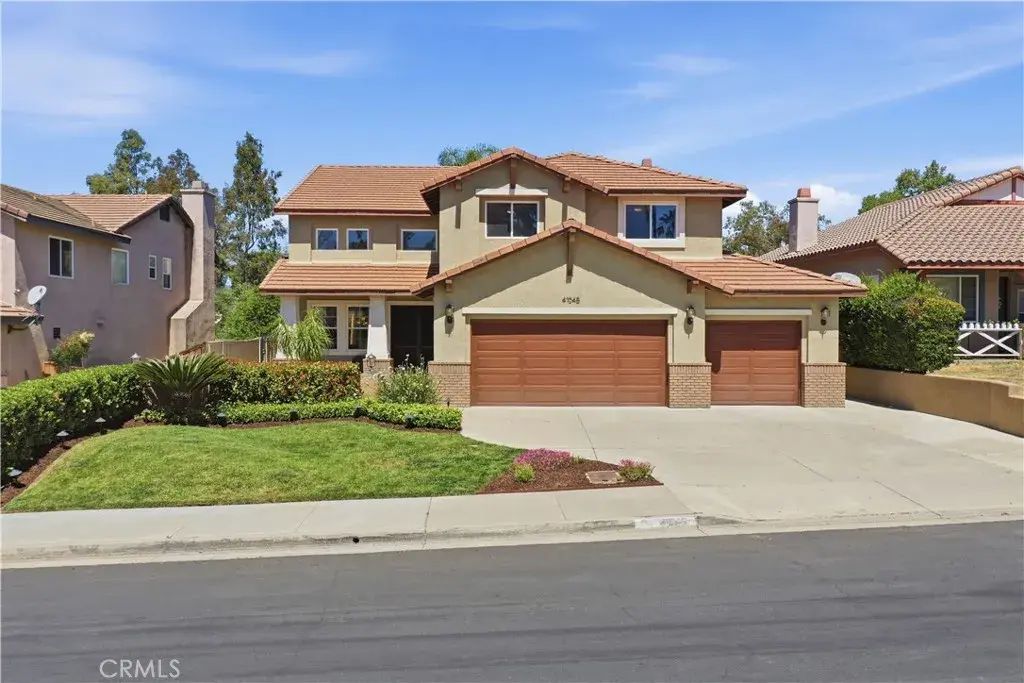 41045 Chaco Canyon, Murrieta