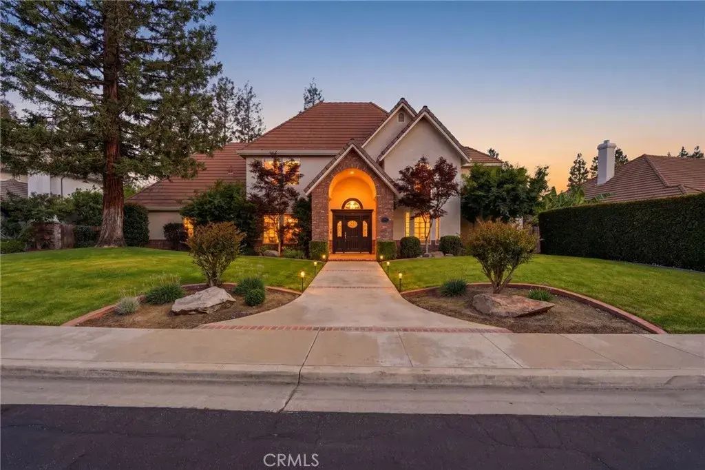 5036 Lakewood, Visalia